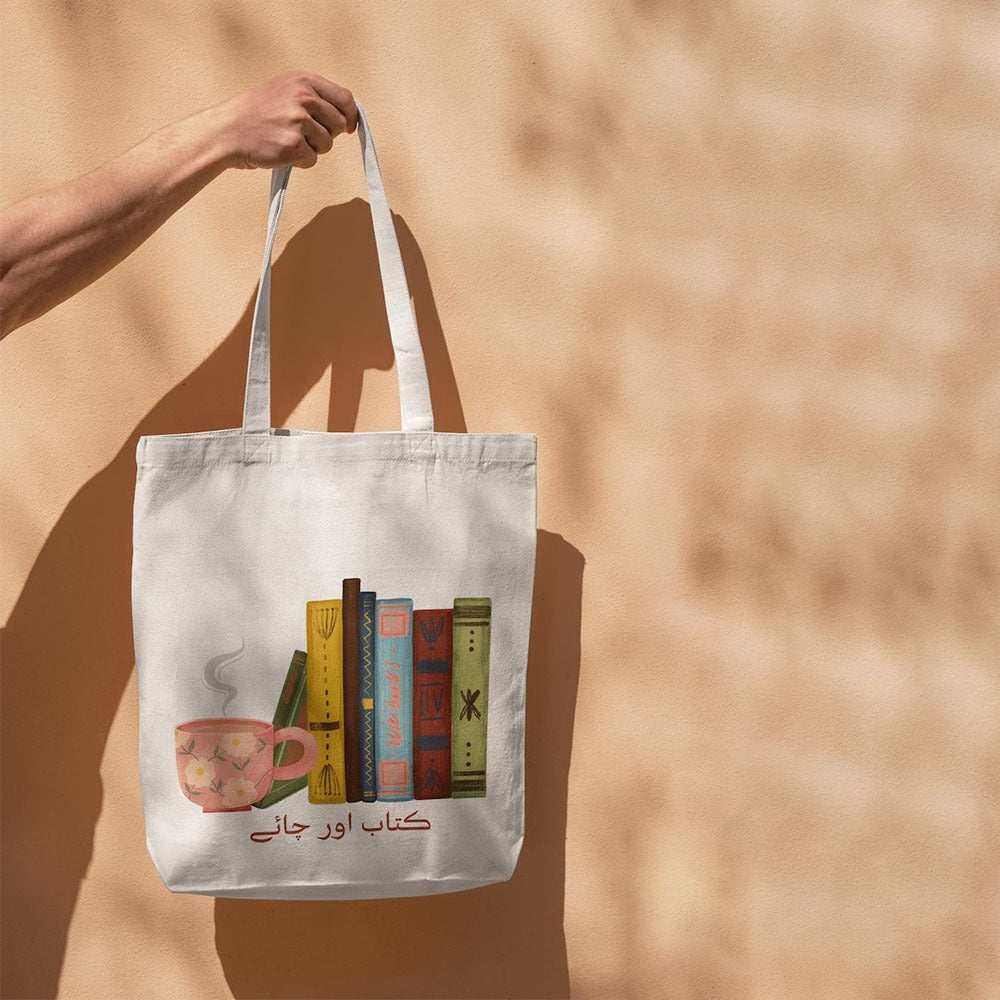 Q800 KITAB AUR CHAI TOTE BAG